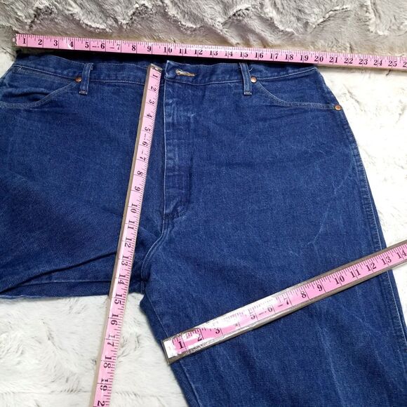 Wrangler Jeans Mens 42×36 Blue Regular Straight Dark Wash Denim - Picture 5 of 11
